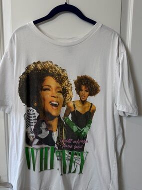 Divided White Whitney Graphic Short Sleeve Tee vintage